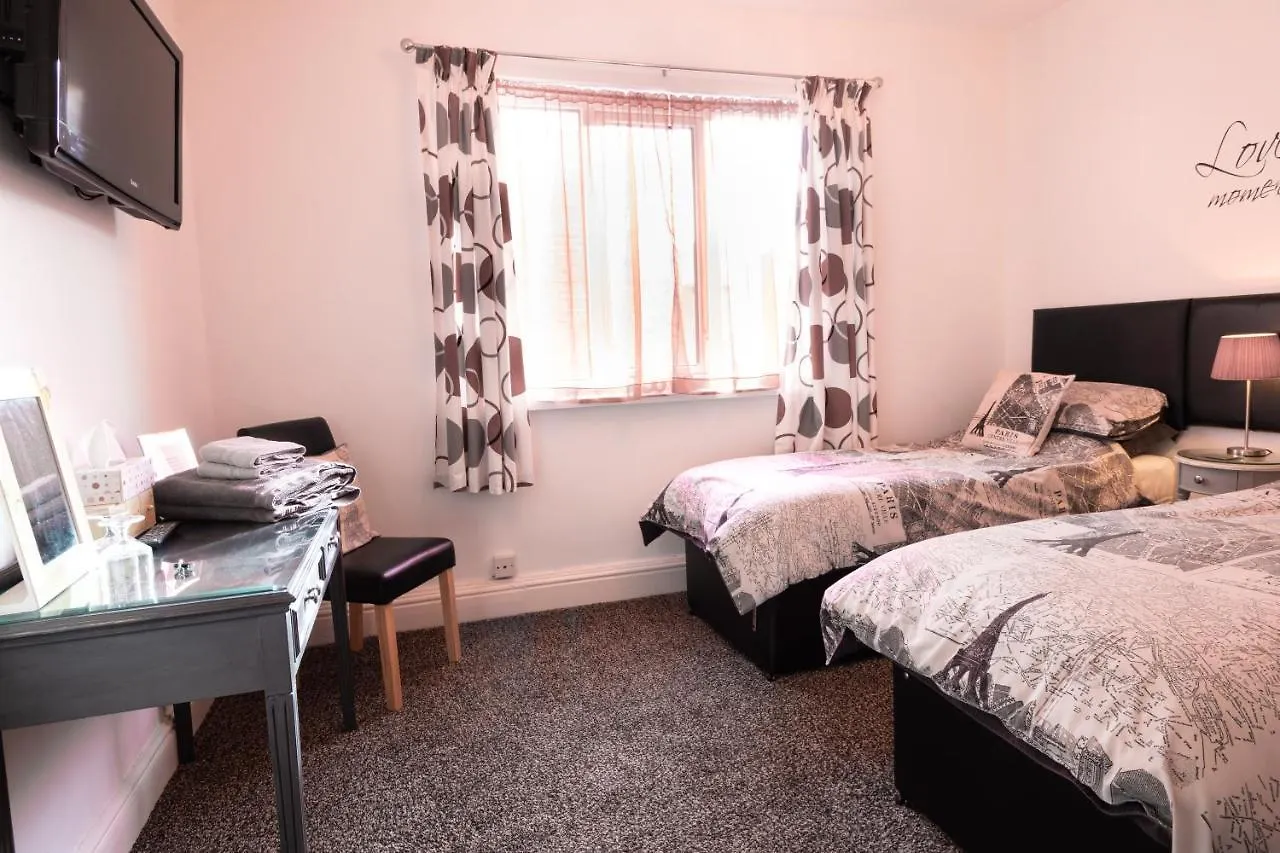 Ashford House Guest House Bridlington 3*,